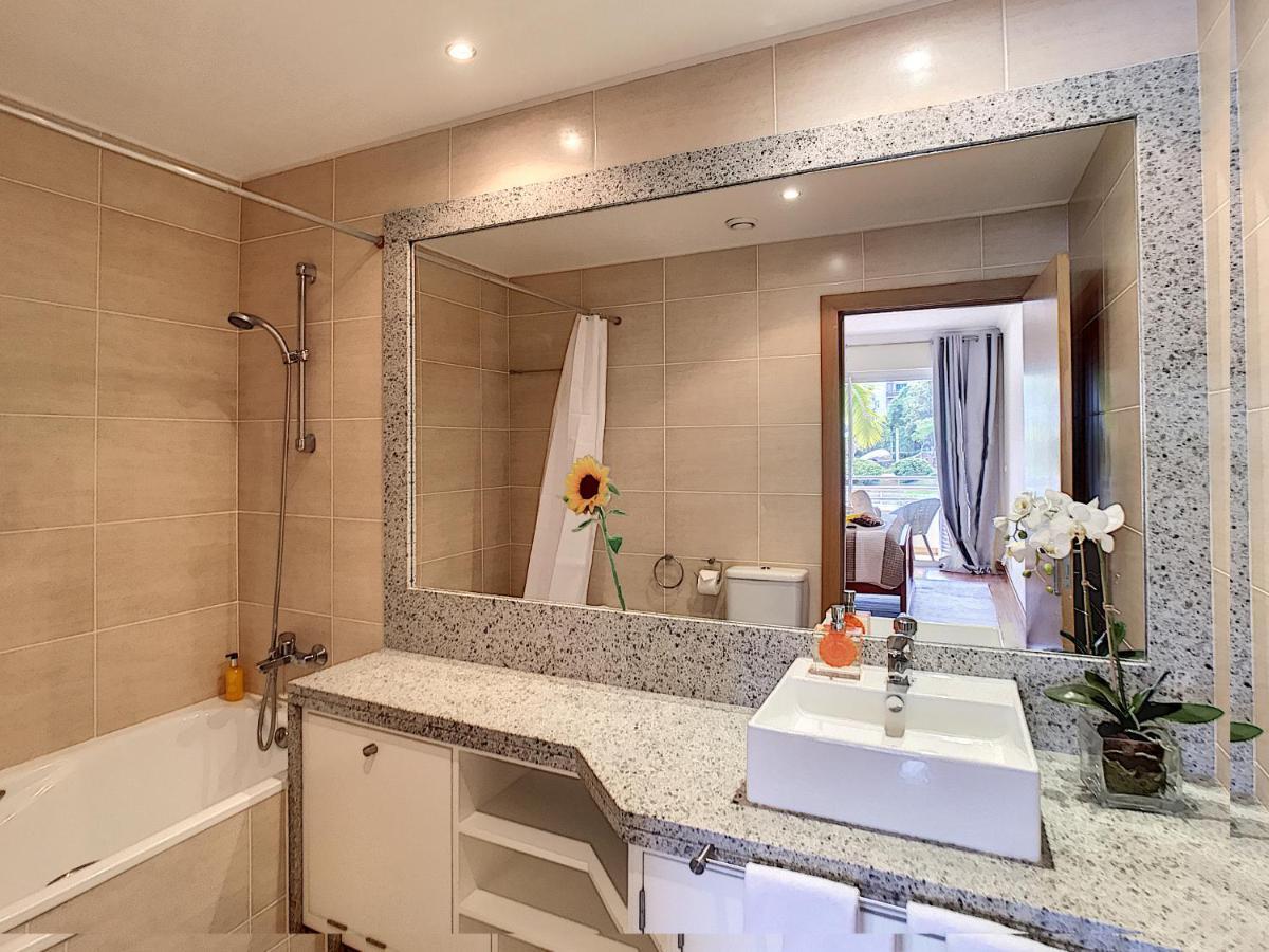 Aidan Apartment By Lovelystay Funchal  Exteriör bild